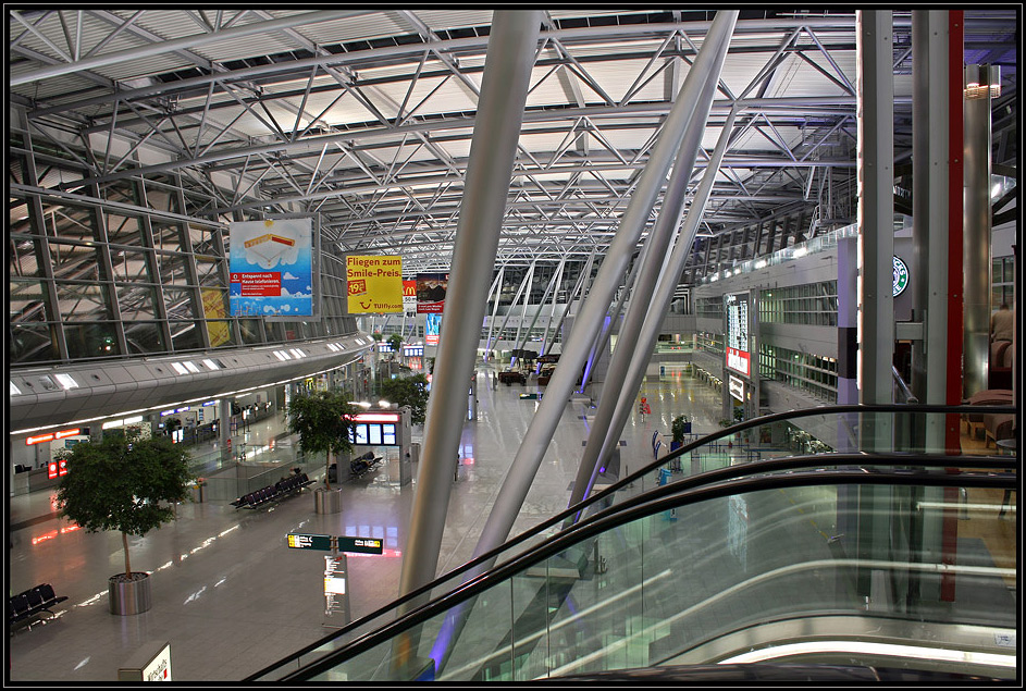  Düsseldorf - FlughafenTerminal