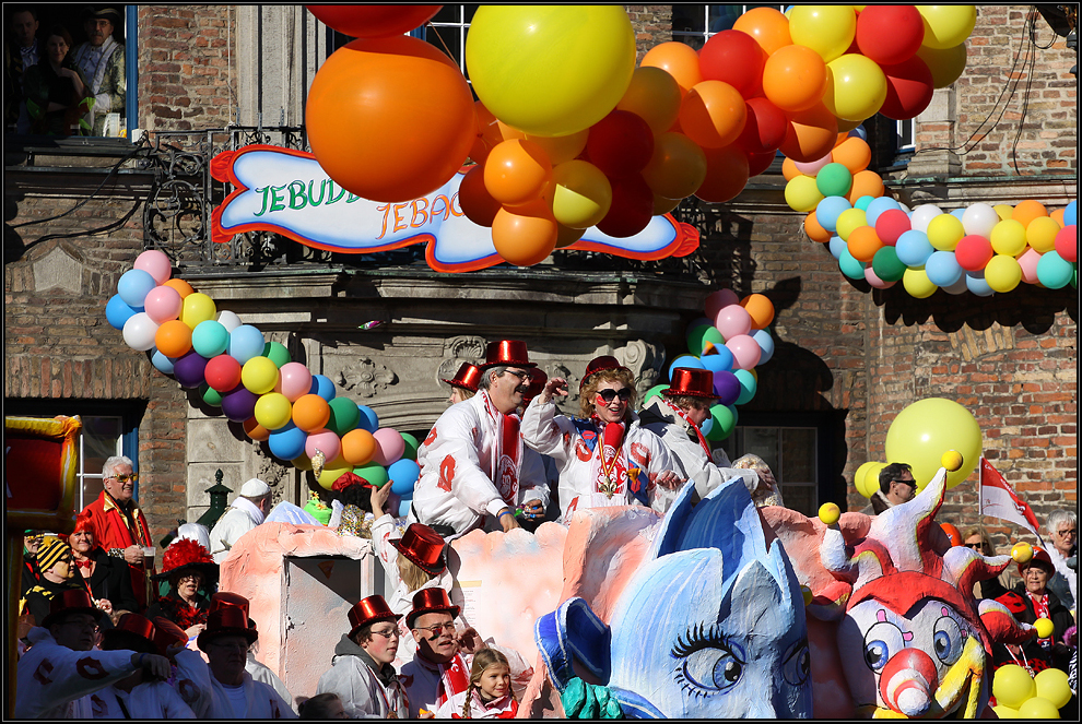 Rosenmontagszug 2011 in Düsseldorf