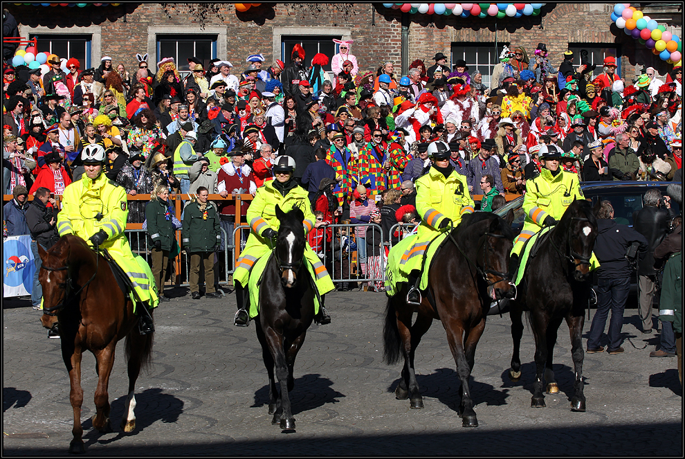 Rosenmontagszug 2011 in Düsseldorf